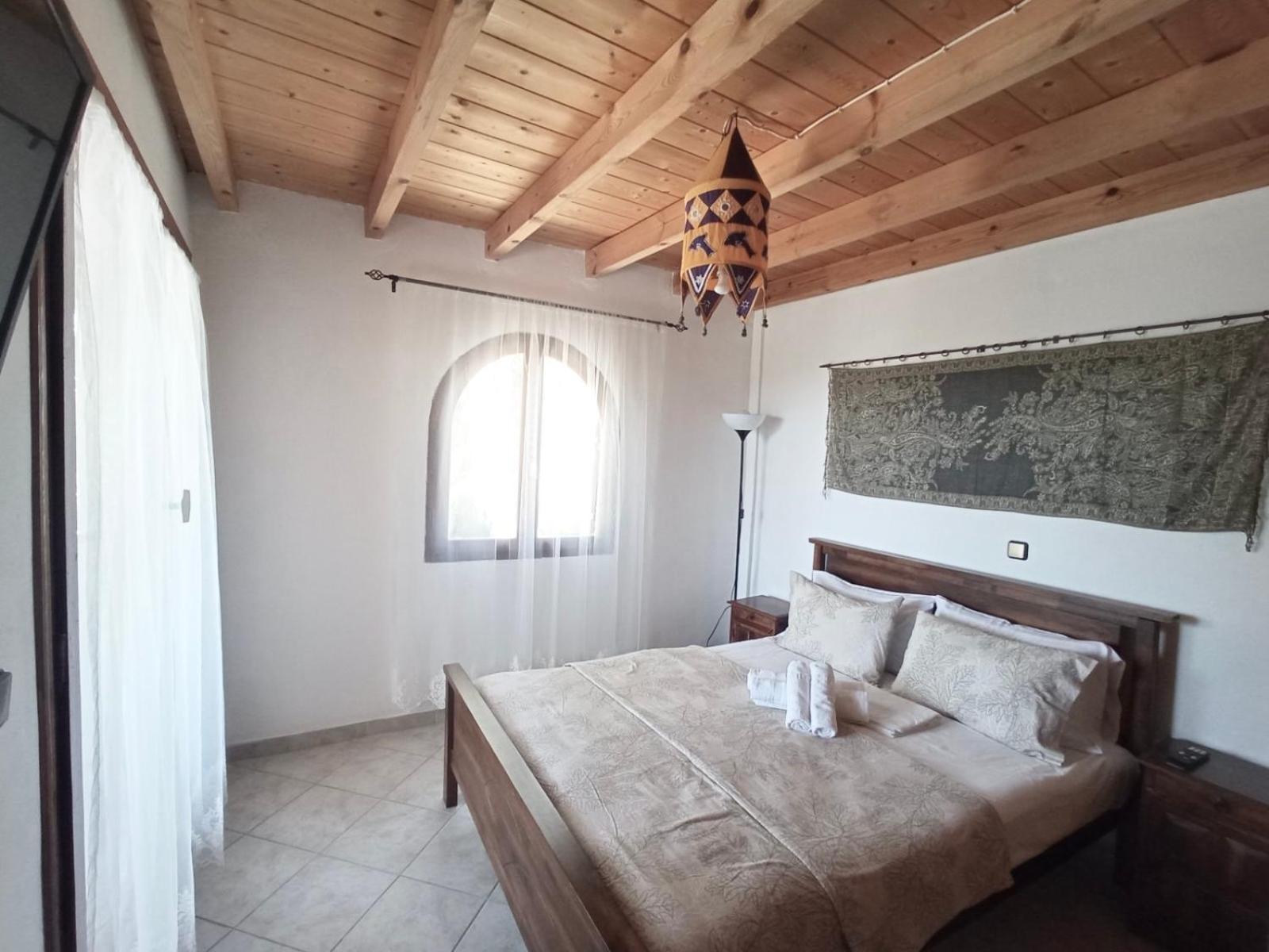 Marina House Next To Casa vacanze Halikounas